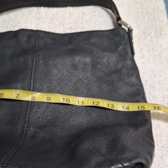 Kooba Classic Black Leather Shoulder Bag - Picture 6 of 10